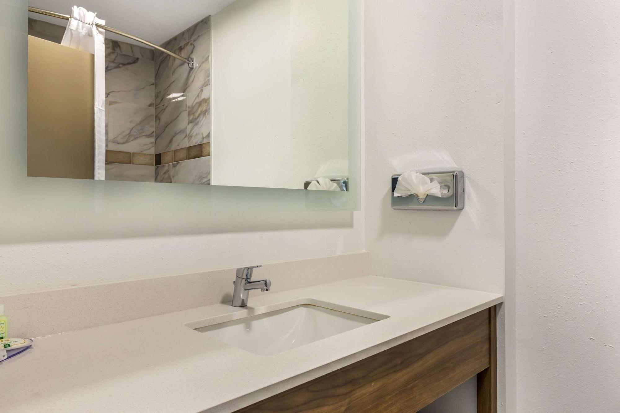 Quality Inn Asheboro South מראה חיצוני תמונה
